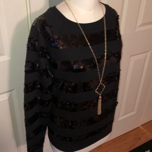Black VS PINK sweatshirt with round sequins
